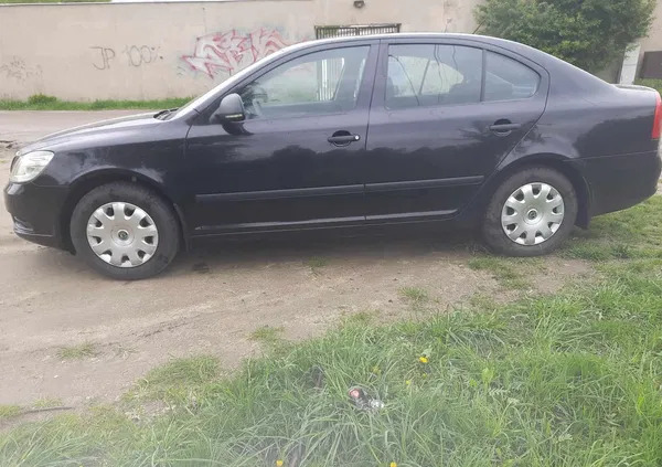 samochody osobowe Skoda Octavia cena 19900 przebieg: 112000, rok produkcji 2009 z Zgierz